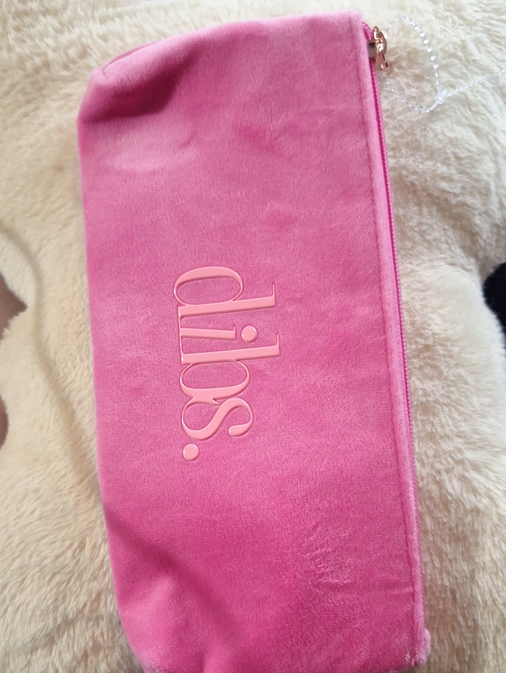 Dibs. Pink Velvet Makeup Pouch